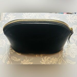 Madewell Leather Makeup Cosmetic Pouch Bag Black with gold hardware retired